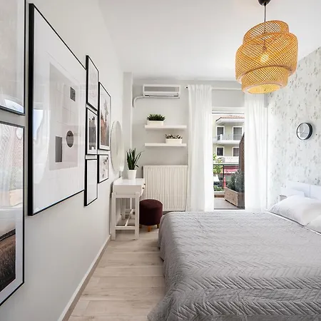 شقة Warmth & Charm Island Style