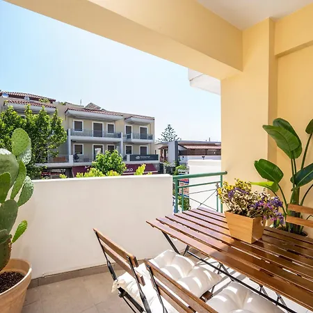 Апартаменты Warmth & Charm Island Style